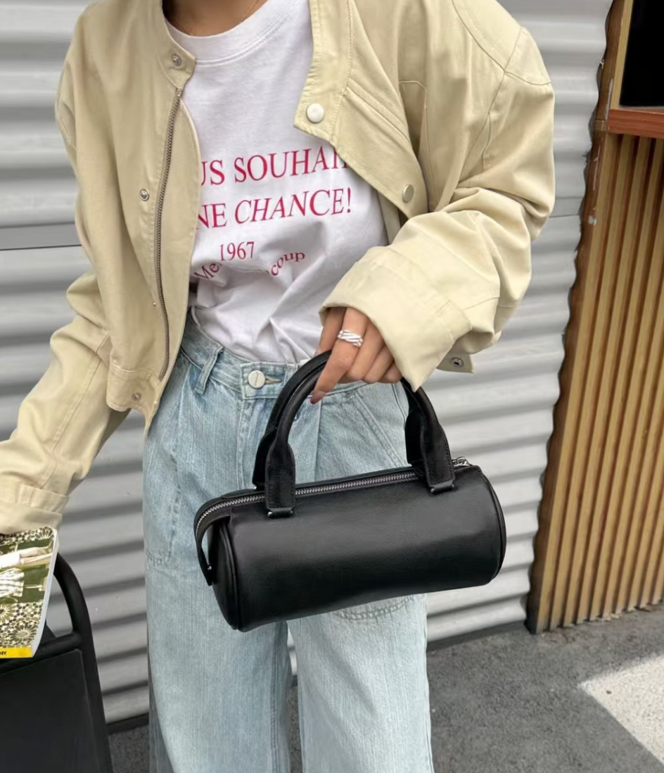 The CD minimal handbag