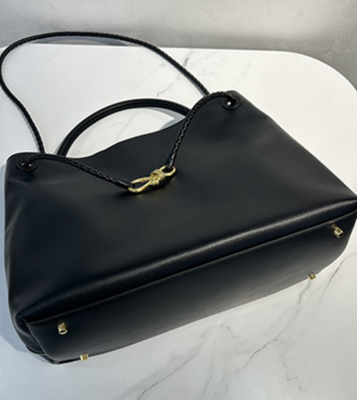 Andiamo Leather XL Bag