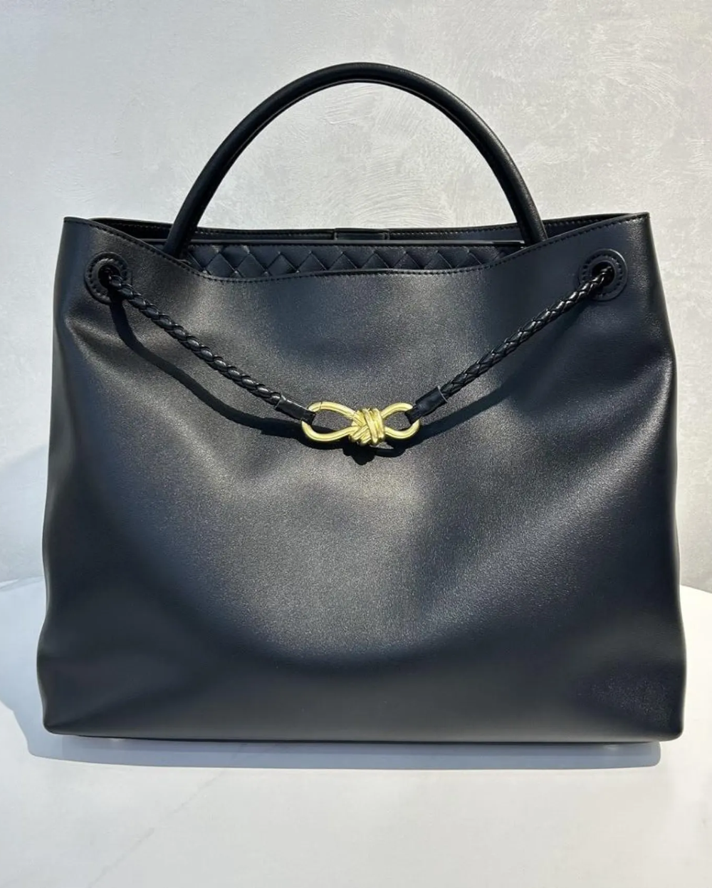 Andiamo Leather XL Bag